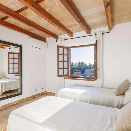 Bandera Villa *